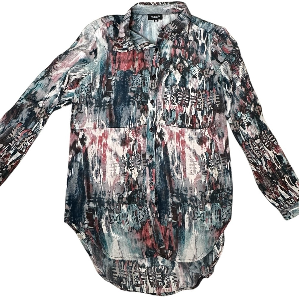 Tolani  100% silk button down tunic top sz XS boho artsy print festival blouse